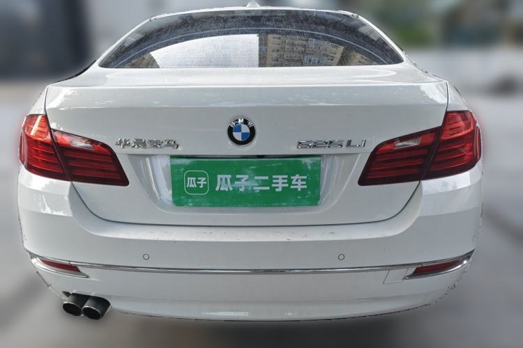 Used BMW 5 Series 2014 525Li Luxury Design Package Rear