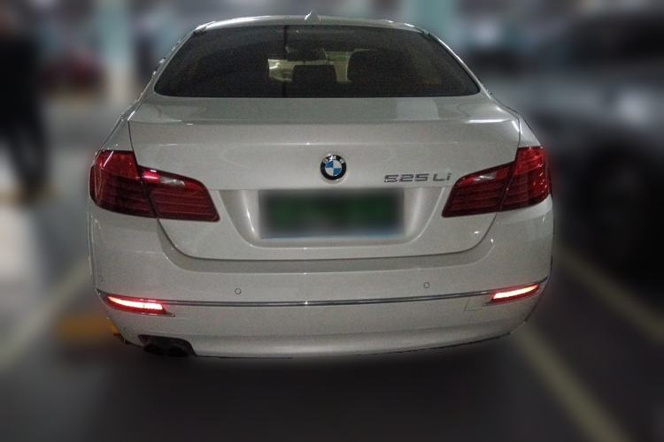 Used BMW 5 Series 2014 525Li Luxury Design Package Rear