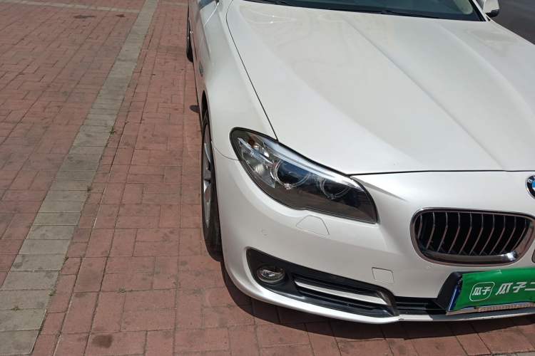 Used BMW 5 Series 2014 520i Elegant Edition Right Front Headlight