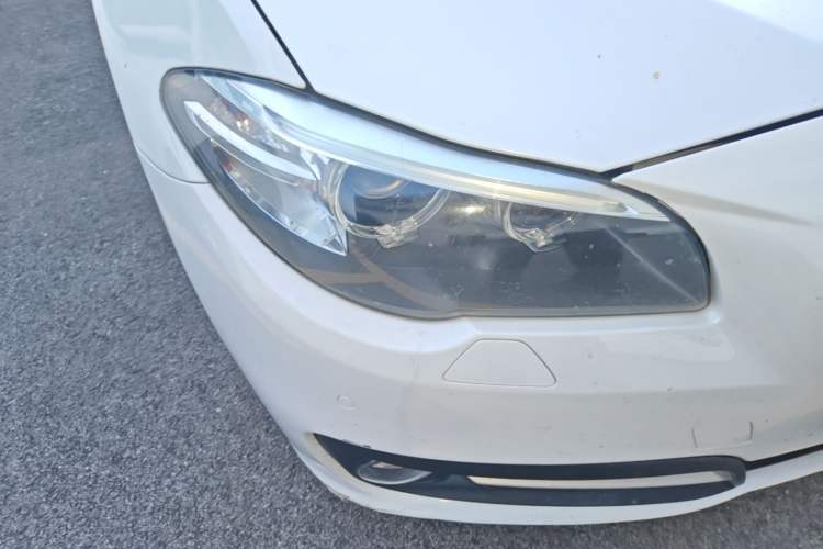 Used BMW 5 Series 2014 520Li Elegant Model Right Front Headlight