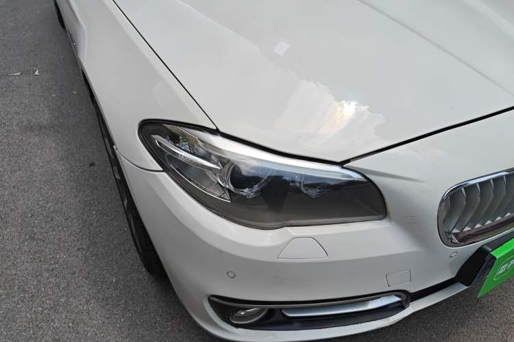 Used BMW 5 Series 2014 525Li Fashion Design Package Right Front Headlight