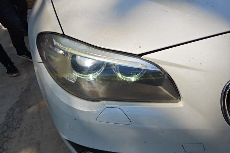 Used BMW 5 Series 2014 520Li Elegant Model Right Front Headlight