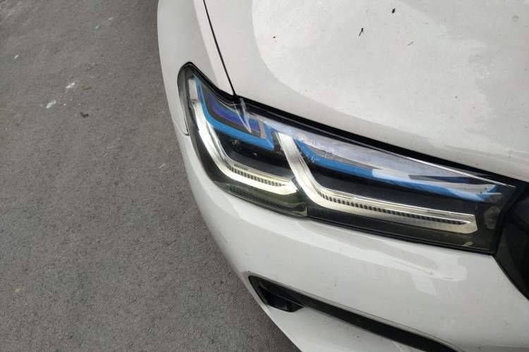 Used BMW 5 Series 2014 520Li Elegant Model Right Front Headlight