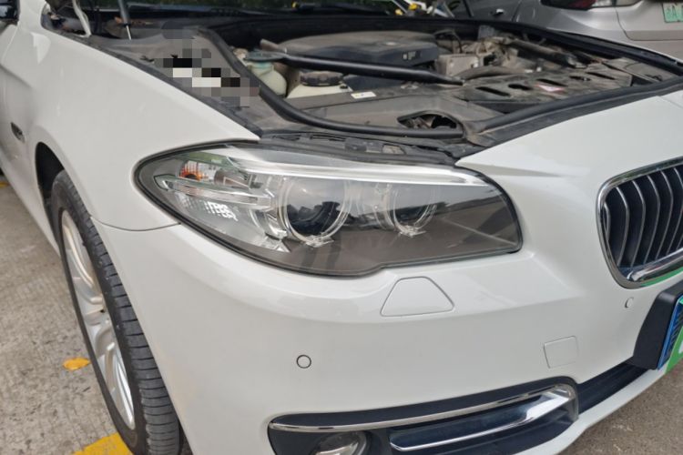 Used BMW 5 Series 2014 525Li Luxury Design Package Right Front Headlight