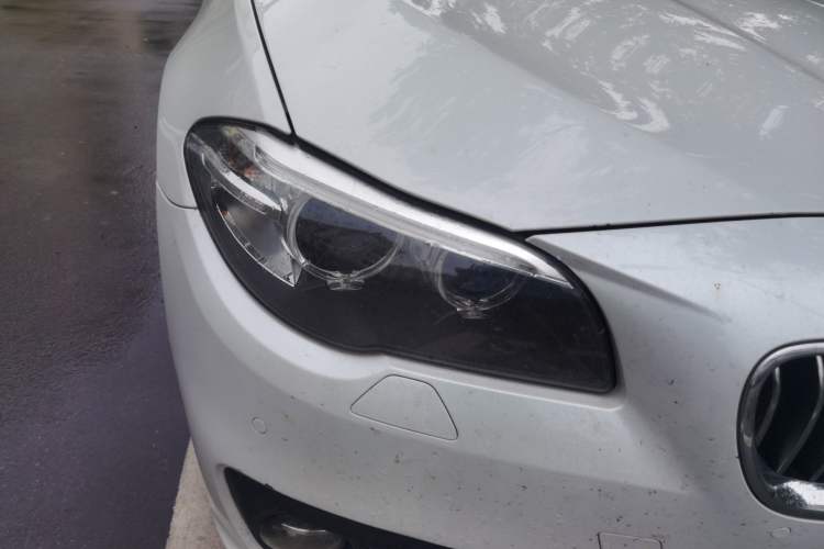 Used BMW 5 Series 2014 520Li Elegant Model Right Front Headlight