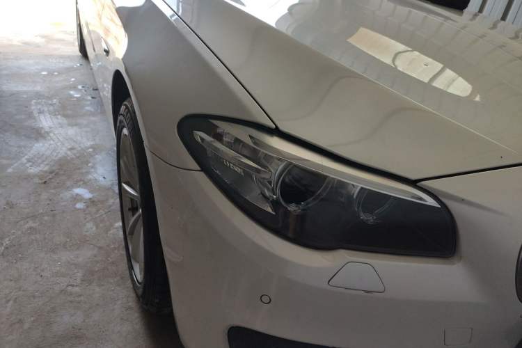 Used BMW 5 Series 2014 520Li Elegant Model Right Front Headlight