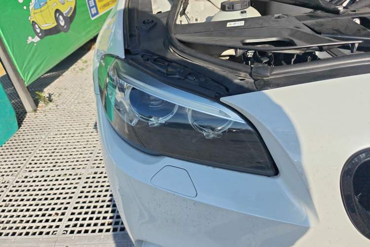 Used BMW 5 Series 2014 520i Touring Edition Right Front Headlight