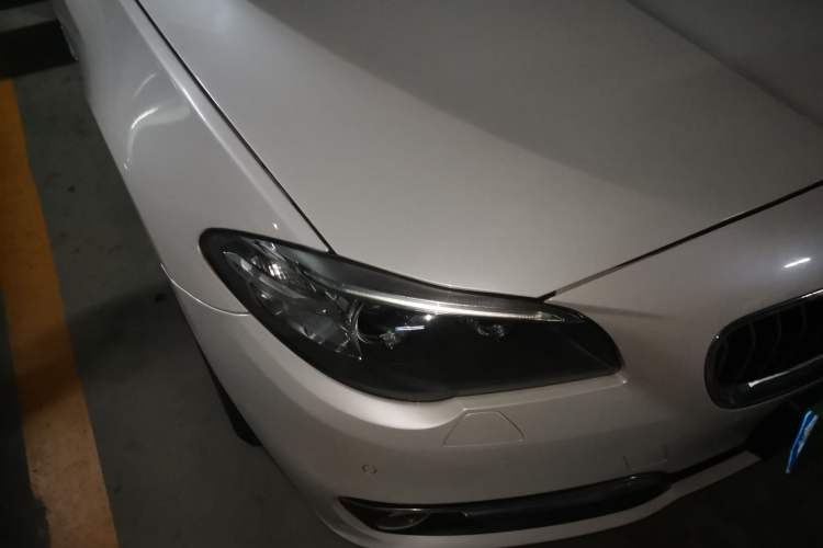 Used BMW 5 Series 2014 525Li Leading Model Right Front Headlight