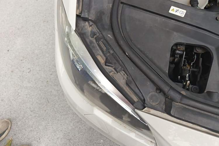 Used BMW 5 Series 2014 520Li Elegant Model Right Front Headlight