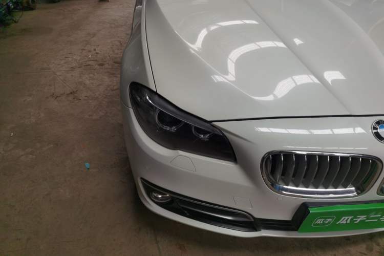Used BMW 5 Series 2014 525Li Fashion Design Package Right Front Headlight