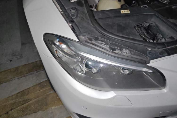 Used BMW 5 Series 2014 528Li Leading Model Right Front Headlight