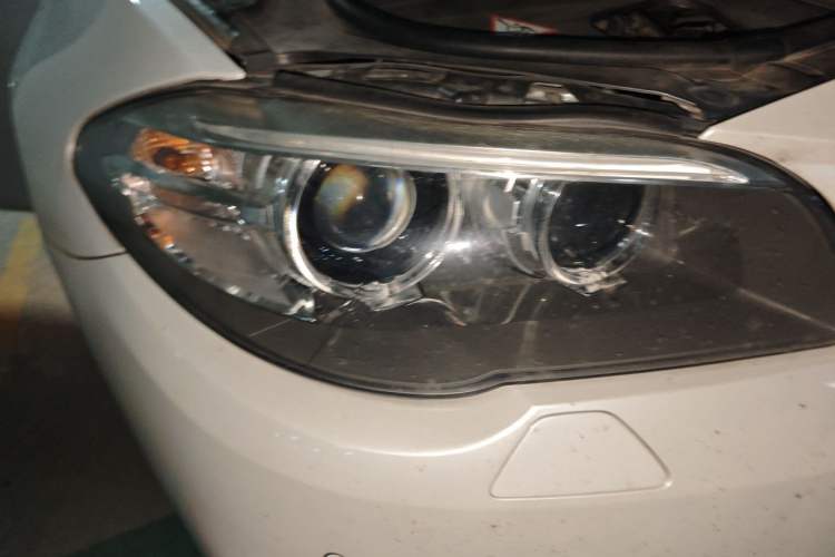 Used BMW 5 Series 2014 520Li Elegant Model Right Front Headlight