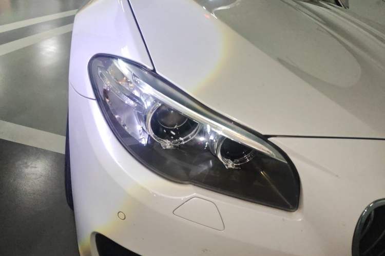Used BMW 5 Series 2014 520Li Elegant Model Right Front Headlight