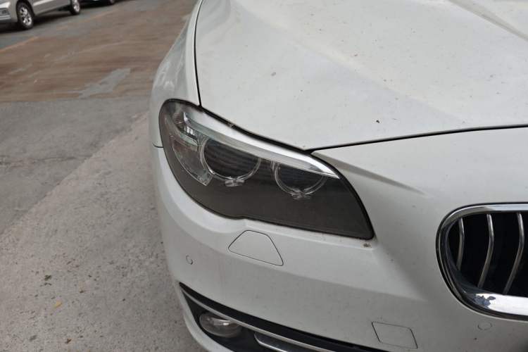 Used BMW 5 Series 2014 525Li Luxury Design Package Right Front Headlight