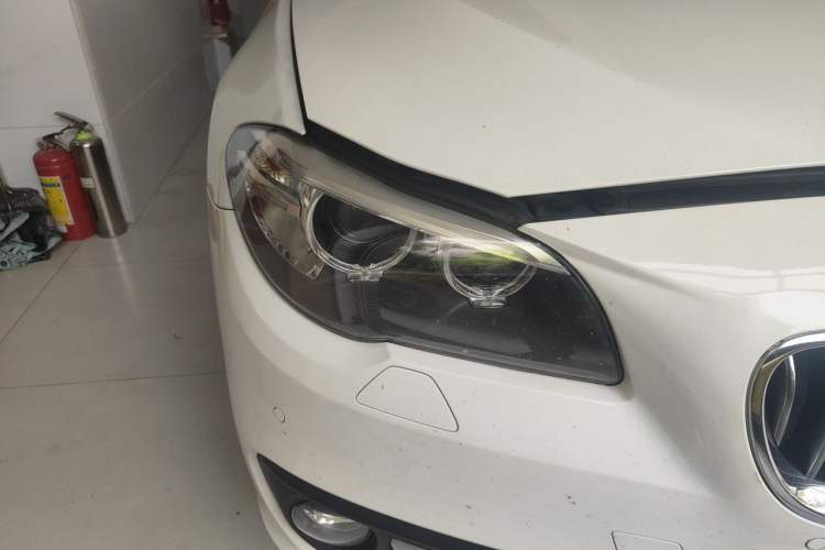 Used BMW 5 Series 2014 525Li Leading Model Right Front Headlight