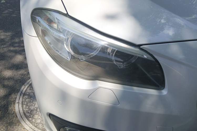 Used BMW 5 Series 2014 528Li Leading Model Right Front Headlight