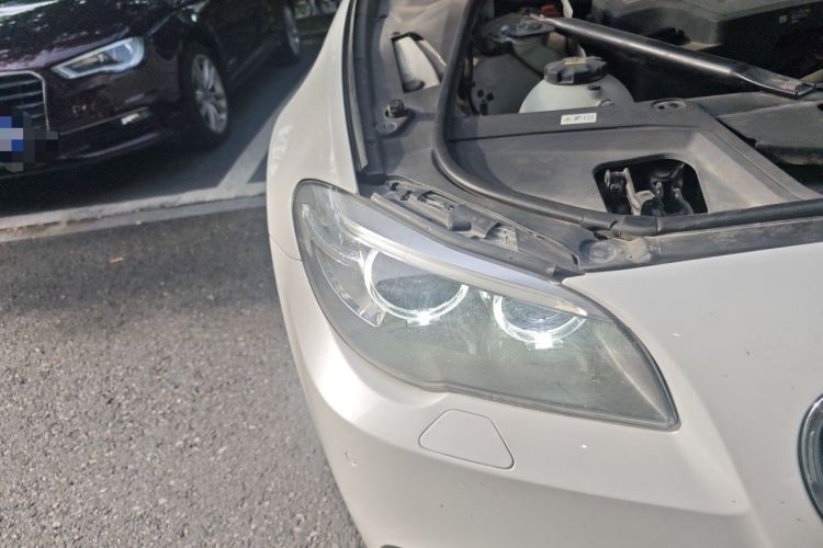 Used BMW 5 Series 2014 525Li Leading Model Right Front Headlight