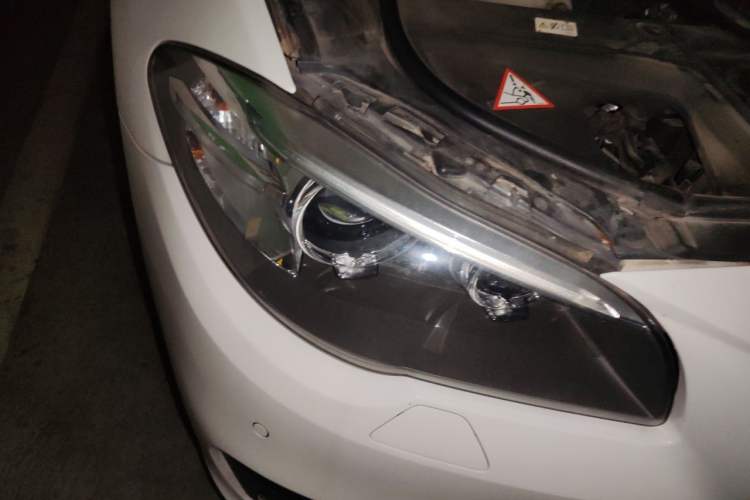 Used BMW 5 Series 2014 520Li Elegant Model Right Front Headlight