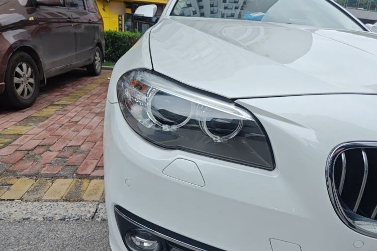 Used BMW 5 Series 2014 525Li Luxury Design Package Right Front Headlight