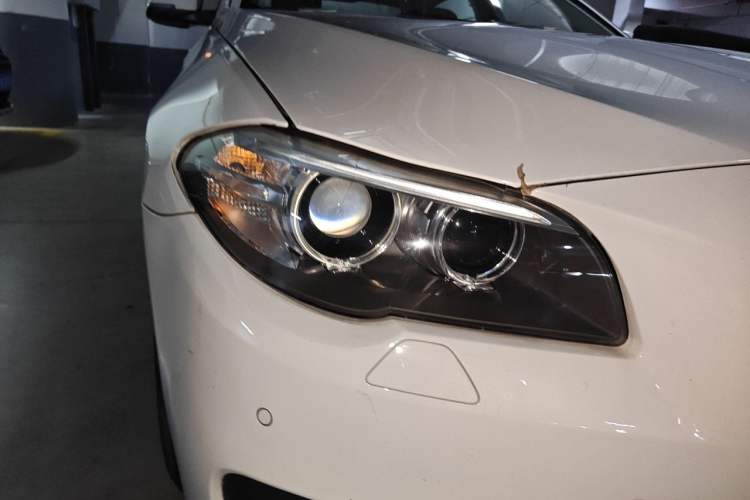 Used BMW 5 Series 2014 525Li Leading Model Right Front Headlight