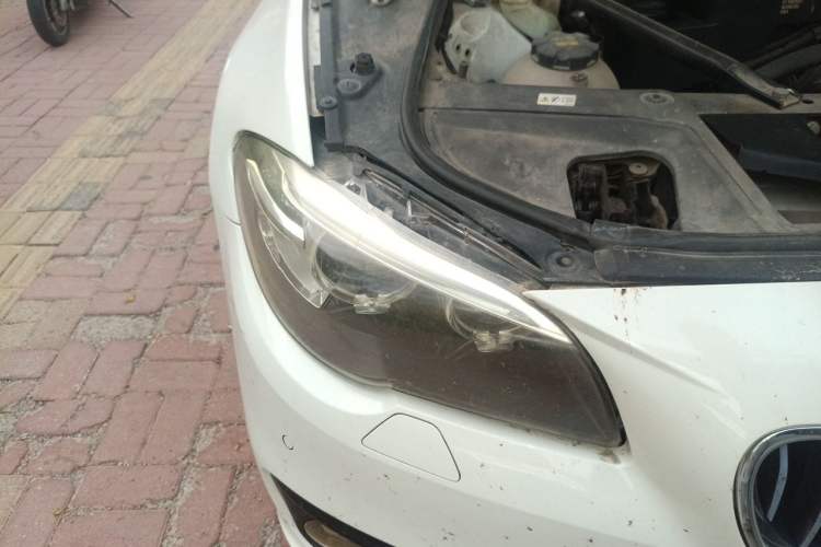 Used BMW 5 Series 2014 528Li Leading Model Right Front Headlight