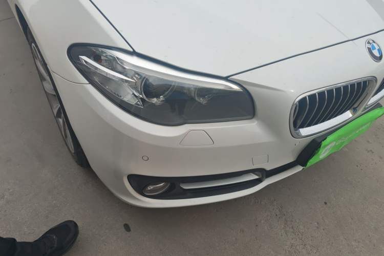 Used BMW 5 Series 2014 525Li Leading Model Right Front Headlight