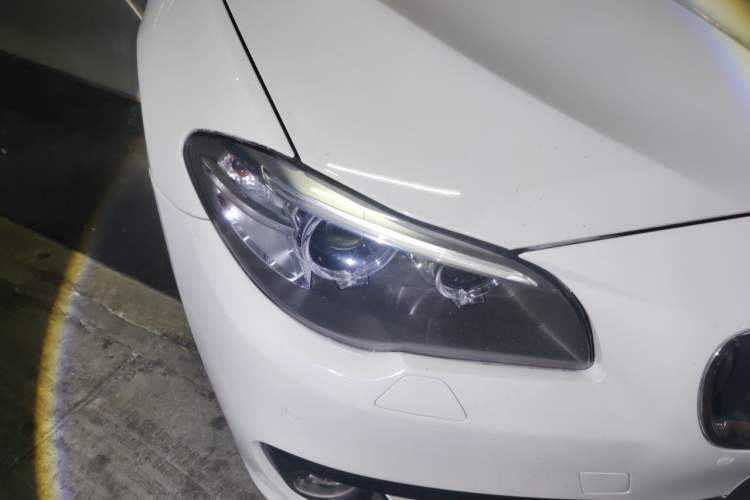 Used BMW 5 Series 2014 525Li Leading Model Right Front Headlight