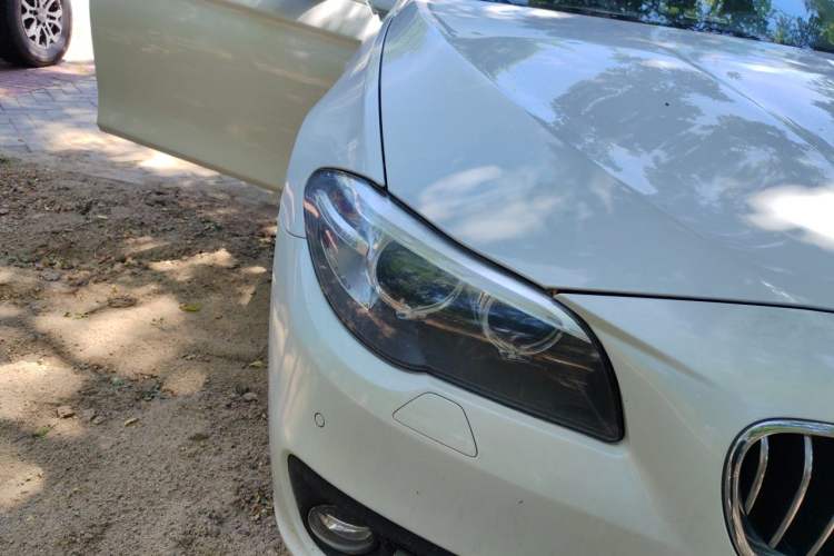 Used BMW 5 Series 2014 530Li Leading Model Right Front Headlight