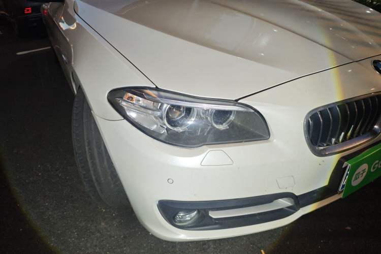 Used BMW 5 Series 2014 520Li Elegant Model Right Front Headlight