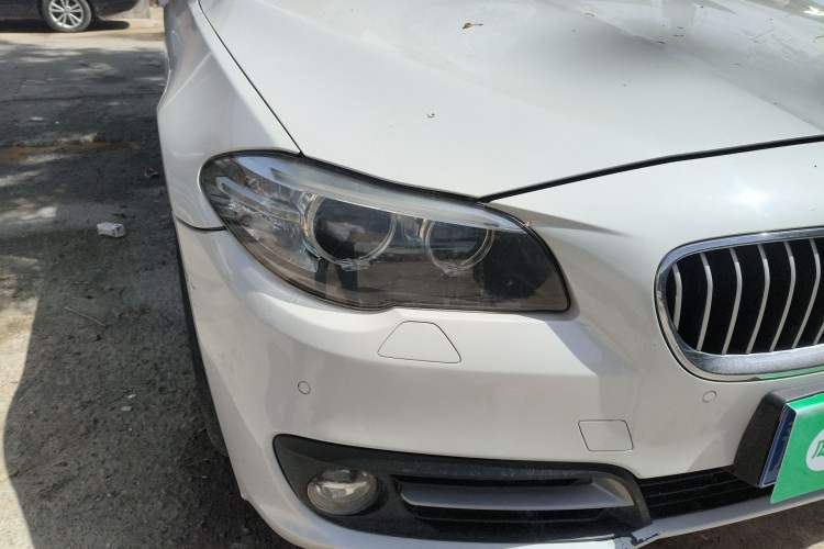 Used BMW 5 Series 2014 525Li Leading Model Right Front Headlight