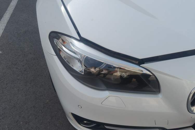 Used BMW 5 Series 2014 525Li Leading Model Right Front Headlight