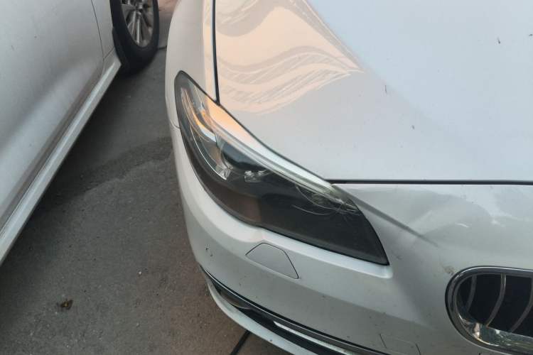 Used BMW 5 Series 2014 520Li Elegant Model Right Front Headlight