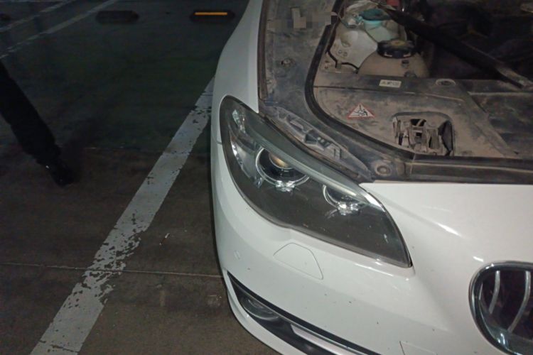 Used BMW 5 Series 2014 525Li Fashion Design Package Right Front Headlight
