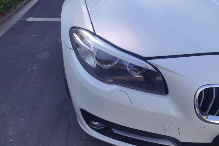 Used BMW 5 Series 2014 520Li Elegant Model Right Front Headlight