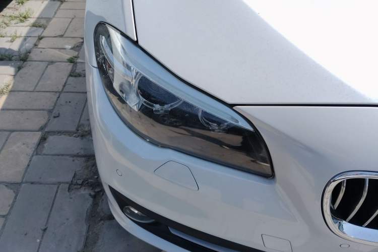 Used BMW 5 Series 2014 520i Elegant Edition Right Front Headlight