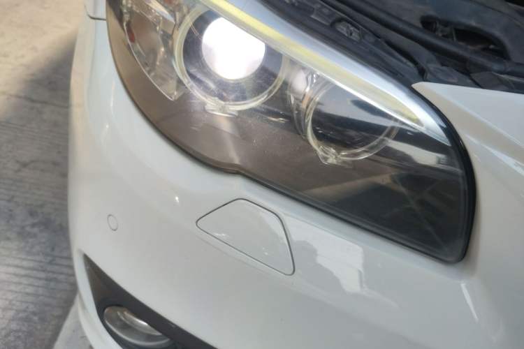 Used BMW 5 Series 2014 528Li Leading Model Right Front Headlight