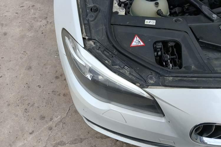 Used BMW 5 Series 2014 525Li Leading Model Right Front Headlight