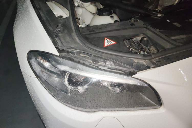 Used BMW 5 Series 2014 525Li Luxury Design Package Right Front Headlight