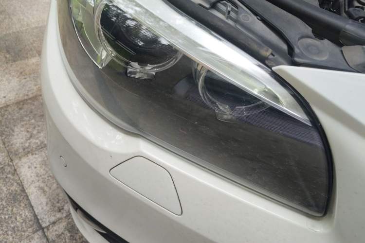 Used BMW 5 Series 2014 520i Elegant Edition Right Front Headlight