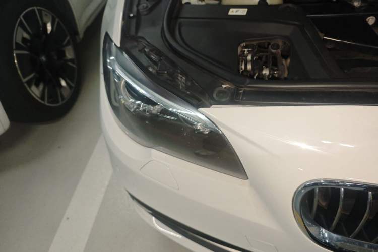 Used BMW 5 Series 2014 520Li Elegant Model Right Front Headlight