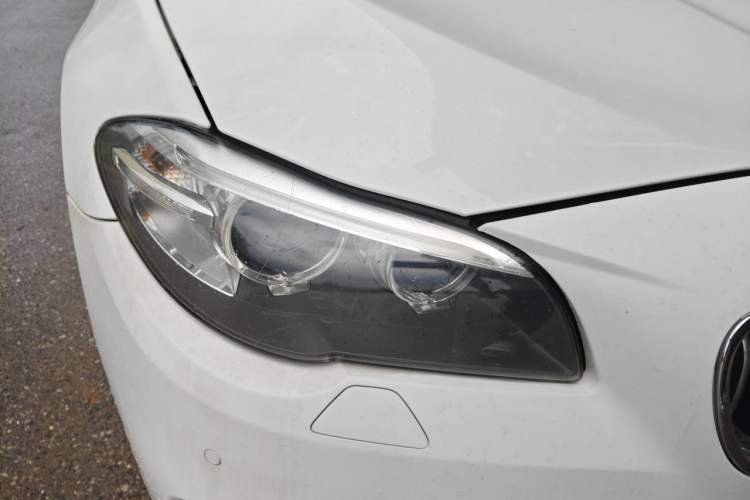 Used BMW 5 Series 2014 520Li Elegant Model Right Front Headlight