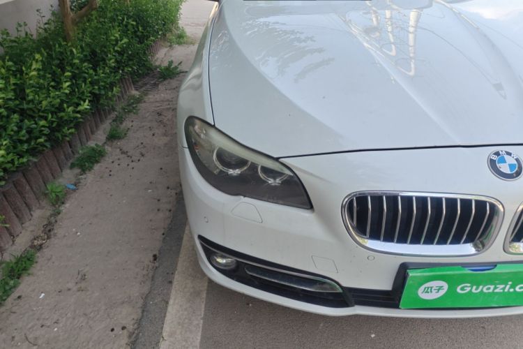 Used BMW 5 Series 2014 525Li Luxury Design Package Right Front Headlight