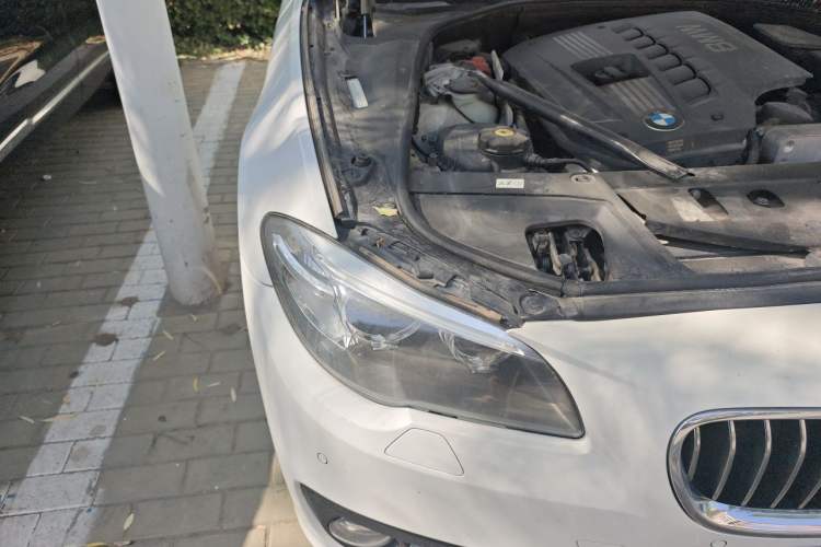 Used BMW 5 Series 2014 530Li Leading Model Right Front Headlight