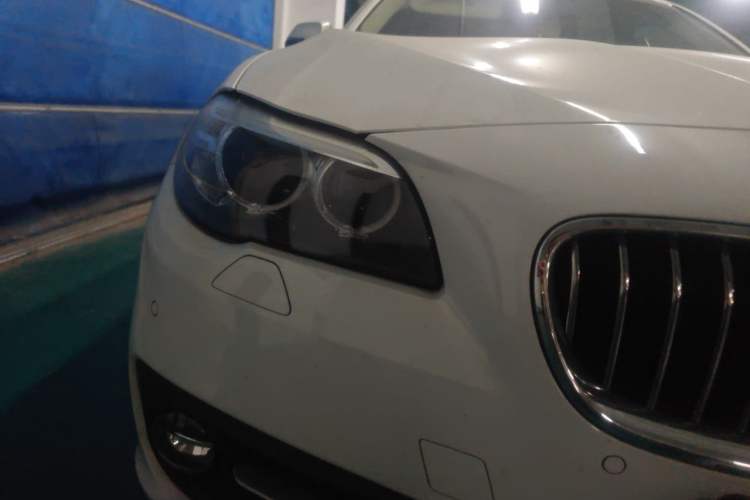 Used BMW 5 Series 2014 520Li Elegant Model Right Front Headlight