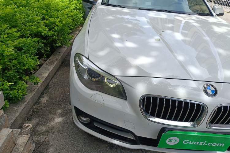 Used BMW 5 Series 2014 525Li Leading Model Right Front Headlight