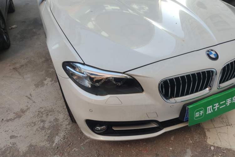 Used BMW 5 Series 2014 528Li Leading Model Right Front Headlight