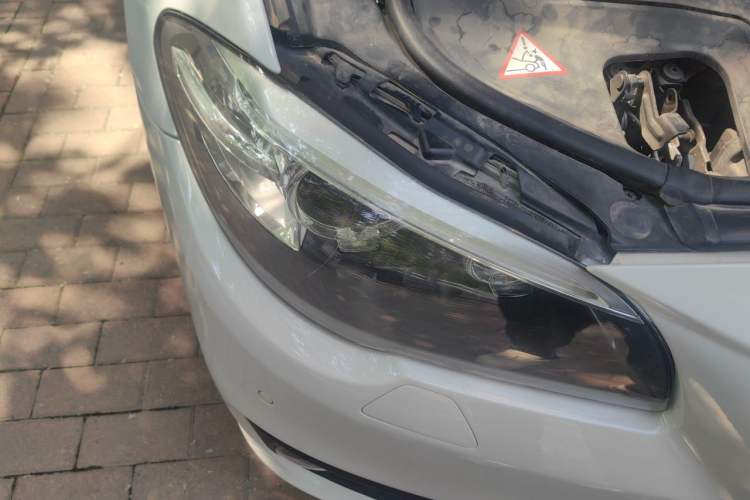Used BMW 5 Series 2014 525Li Leading Model Right Front Headlight