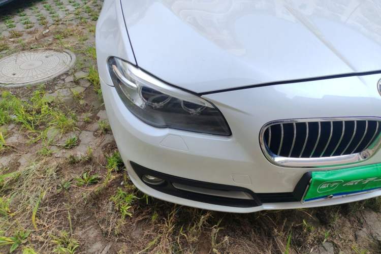 Used BMW 5 Series 2014 528Li Leading Model Right Front Headlight