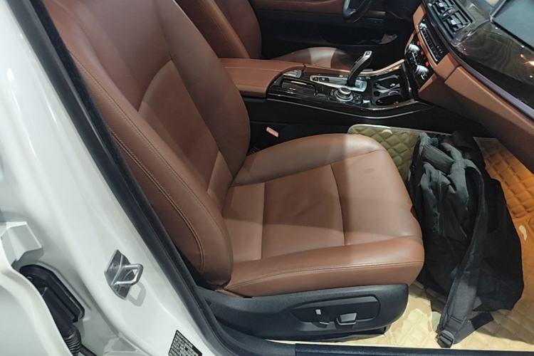 Used BMW 5 Series 2014 525Li Leading Model Right Front Seat