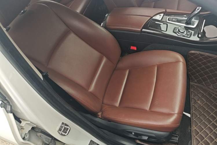 Used BMW 5 Series 2014 525Li Leading Model Right Front Seat